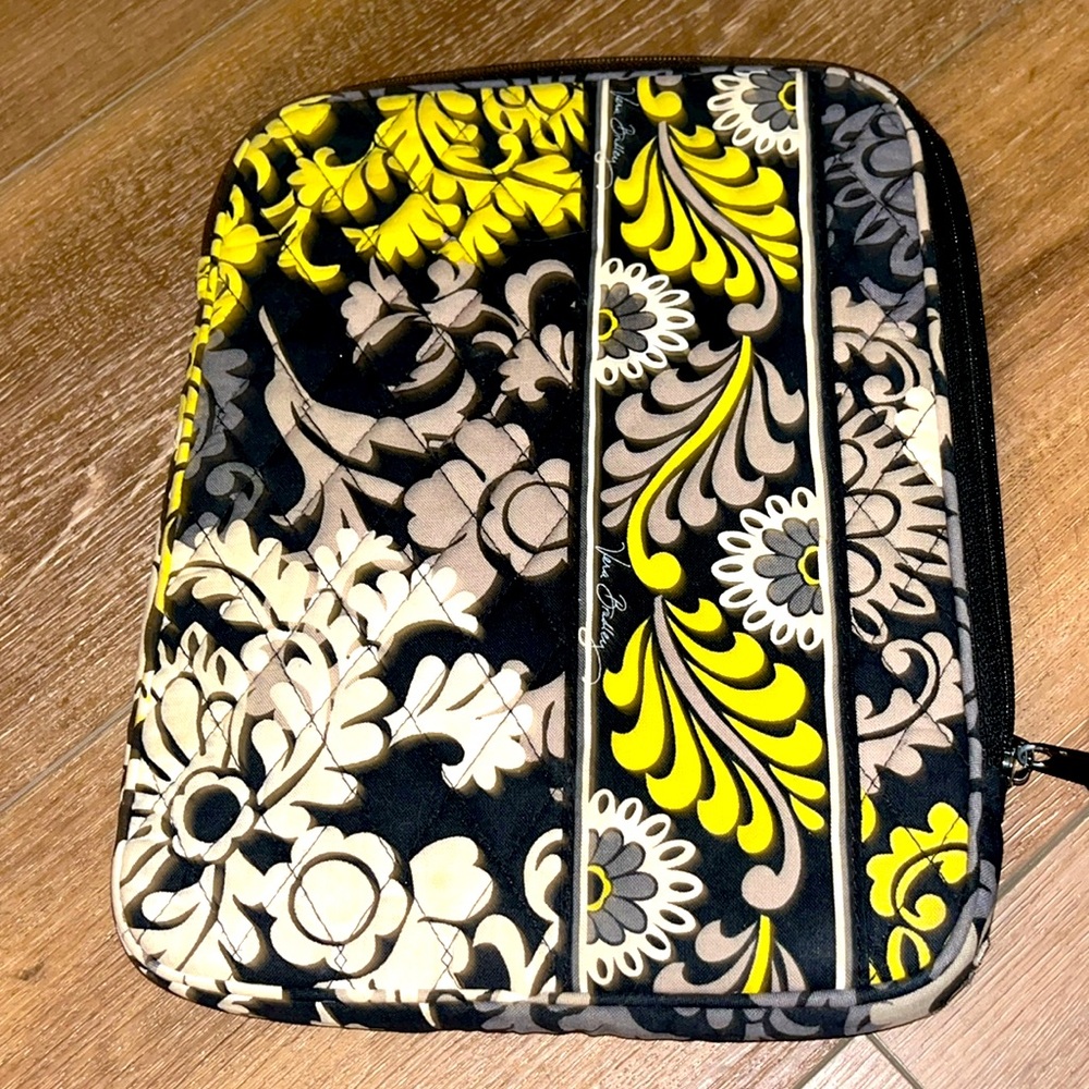 Vintage Pristine Vera Bradley Quilted Tablet Case. Yellow, Black and White